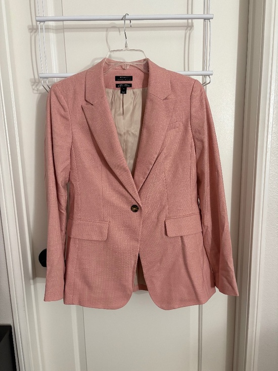 RW&CO. Jackets & Blazers - RW & CO Women’s Pink Single Breasted Blazer
